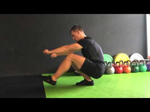Einbeinige Kniebeuge / Pistol Squat lernen: Der komplette Guide