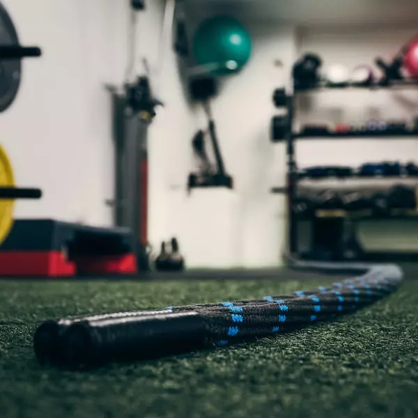 Personal Training Studio mit Battle Ropes