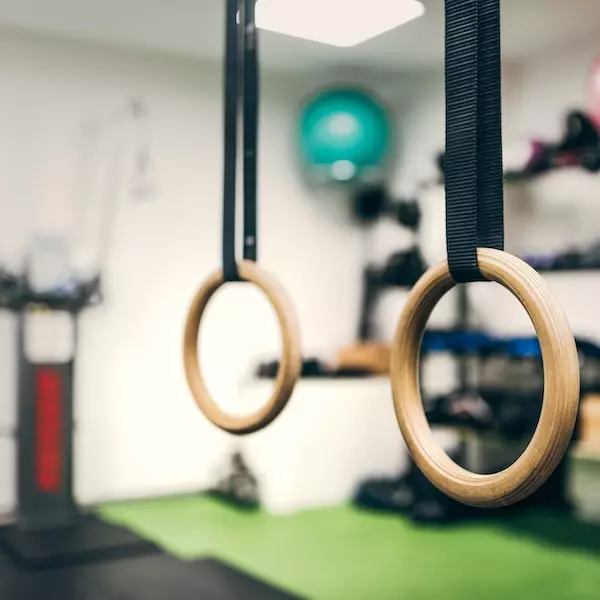 Personal Training Studio mit Ringen